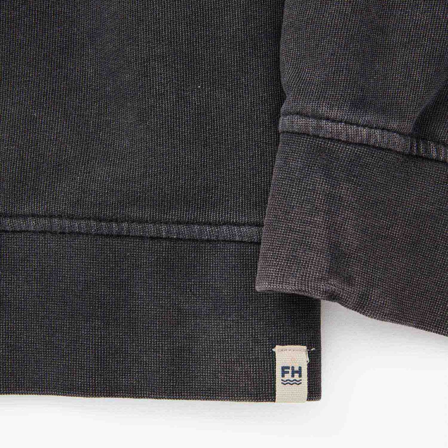  The Vintage-Wash Saltaire Crewneck | Black