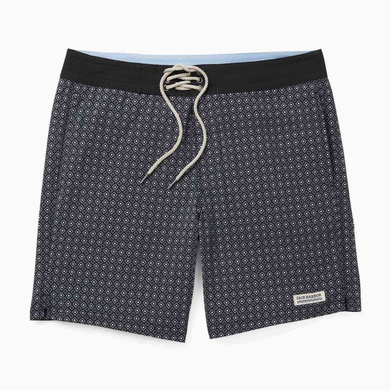  The Nautilus Boardshort | Black Beacon